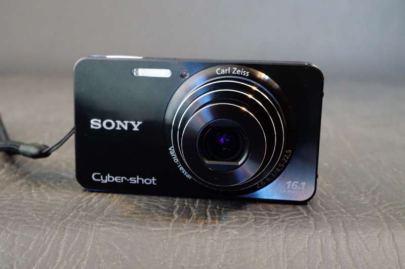 Sony Cyber-Shot DSC-W570 16.1MP Digital Camera **Great Condition**