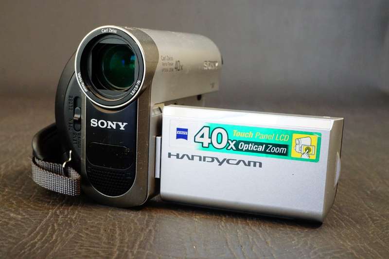 Sony DCR-HC52 MiniDv Mini Dv Camera Stereo Camcorder **Great Condition**