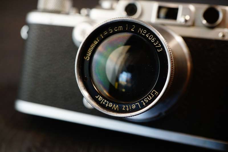 Leica IIIA (model G) Rangefinder Film Camera with Leica Summar 50mm F2 Lens **Great Condition**