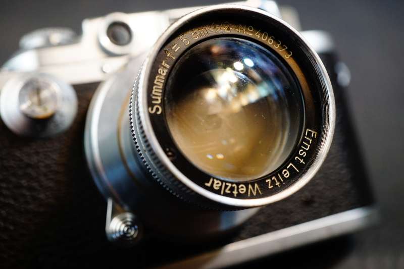 Leica IIIA (model G) Rangefinder Film Camera with Leica Summar 50mm F2 Lens **Great Condition**