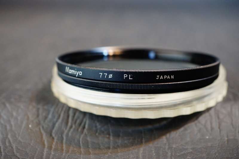 **Mamiya OEM**  Mamiya 77mm PL Polarizing Filter  **Great Condition**