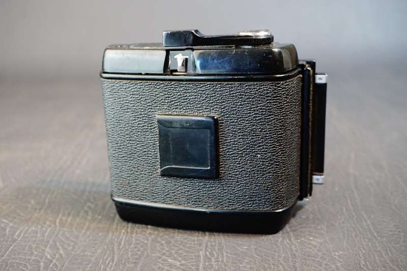 Mamiya RB67 Pro 6x7 120 Roll Film Back Holder **Great Condition**