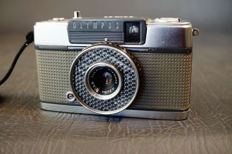 **Half Frame** Olympus Pen EE-2 with working Red Flag 35mm Half Frame Film Camera **Good Condition**