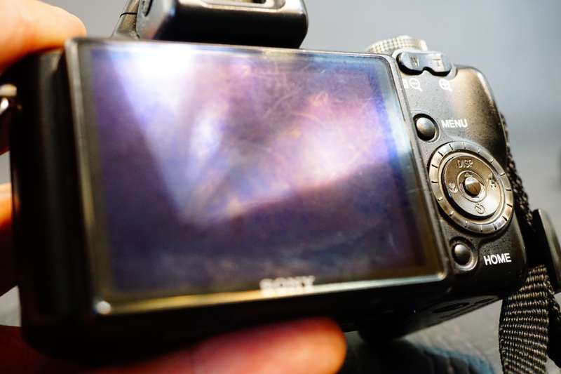 Sony Cyber-shot DSC-H50 Compact Bridge Digital Camera 9MP CCD 15x Zoom **Good Condition**
