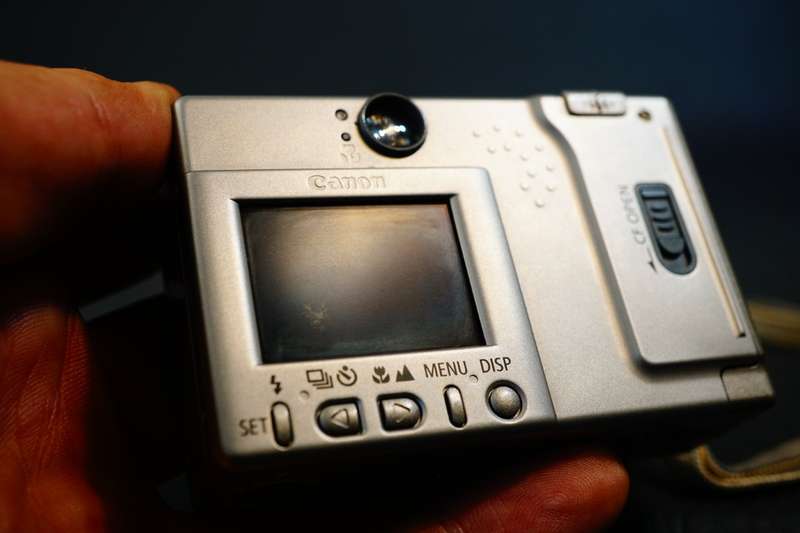 Canon Powershot S100 Digital ELPH 2.1 MP Camera