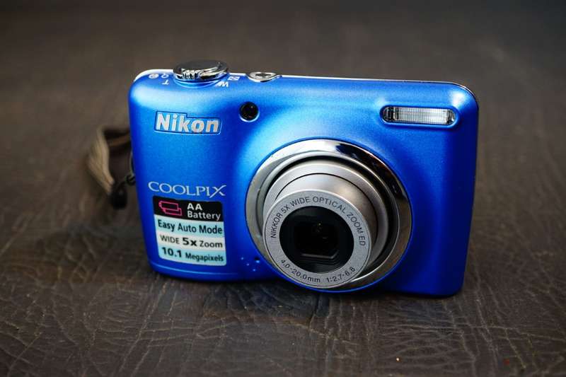 Nikon Coolpix L23 Compact Digital Camera 10.1MP **Great Condition**