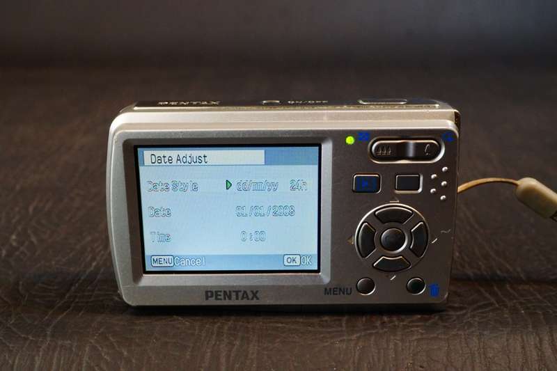 Pentax Optio E60 10.1MP Compact Digital Camera uses AA Batteries  **Good Condition**