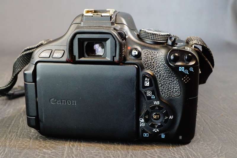 Canon EOS 600D / Rebel T3I 18.0MP Digital SLR Camera Body **Great Condition**
