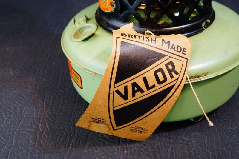 Vintage Valor Laurel Paraffin Cooker - England - Marked AFRIKAANS and English **Great Condition**