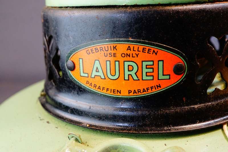 Vintage Valor Laurel Paraffin Cooker - England - Marked AFRIKAANS and English **Great Condition**