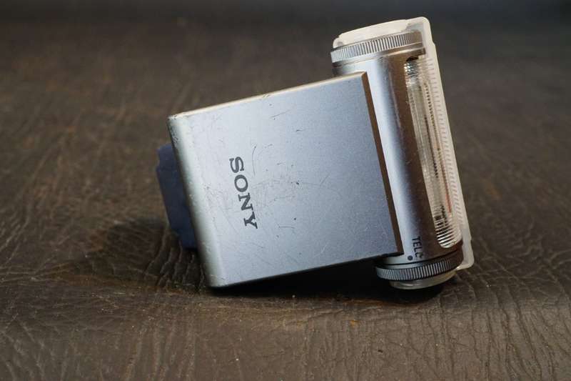 Sony HVL-F20S Shoe Flash For Sony NEX-3 NEX-C3 NEX-5 Digital Cameras **Great Condition**