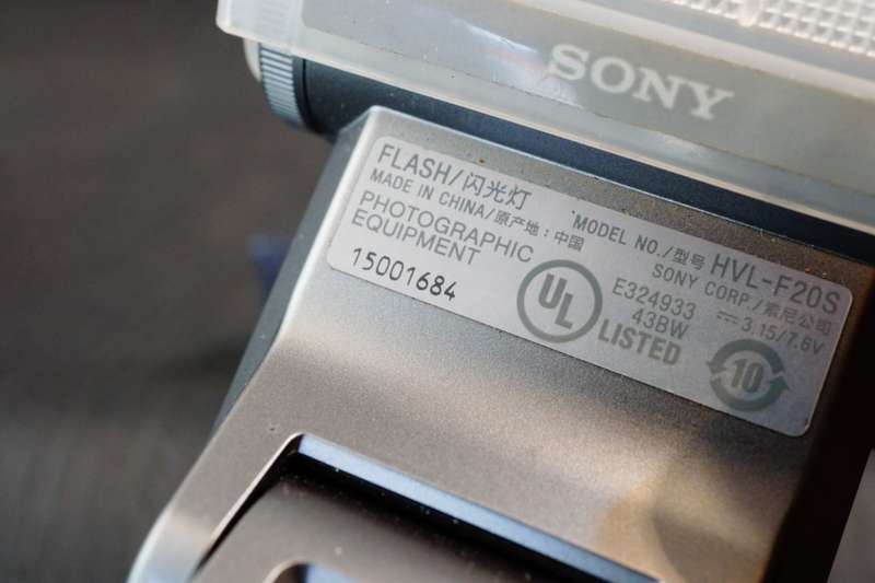 Sony HVL-F20S Shoe Flash For Sony NEX-3 NEX-C3 NEX-5 Digital Cameras **Great Condition**