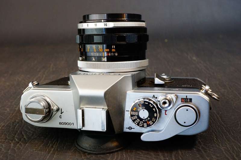 Canon FT 35mm SLR Camera with Canon FL 50mm F1.8 Lens  **Great Condition**