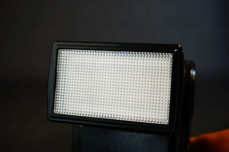 Canon Speedlite 199A Shoe Mount Flash with Diffuser for Canon A Series Cameras  **Good Condition**