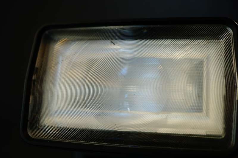 Nikon SB-16B Speedlight Flash with AS-9 Shoe Mount for Nikon Cameras  **Good Condition**