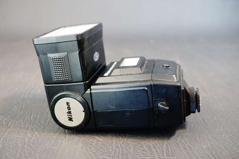 Nikon SB-16B Speedlight Flash with AS-9 Shoe Mount for Nikon Cameras  **Good Condition**