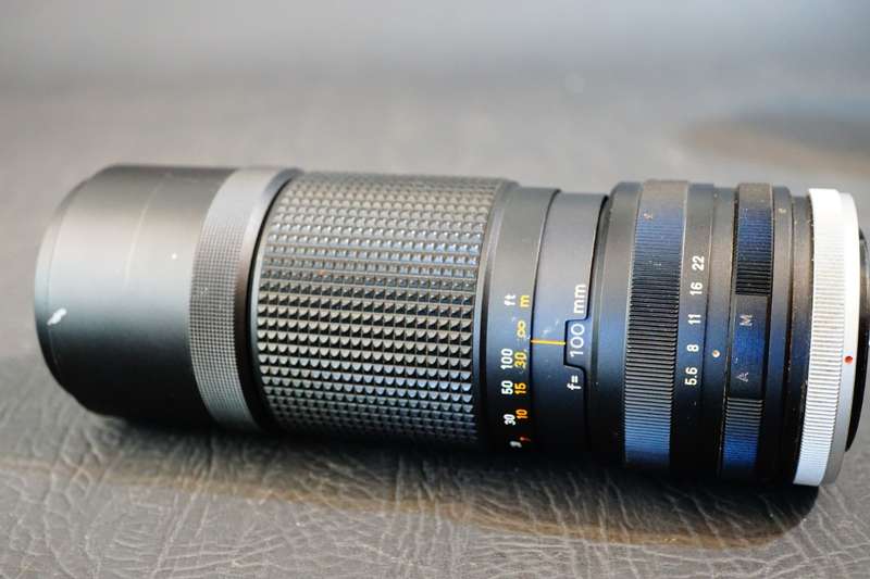 Canon Zoom Lens FL 100-200mm F5.6 Lens in Canon FL Mount **Great Condition**