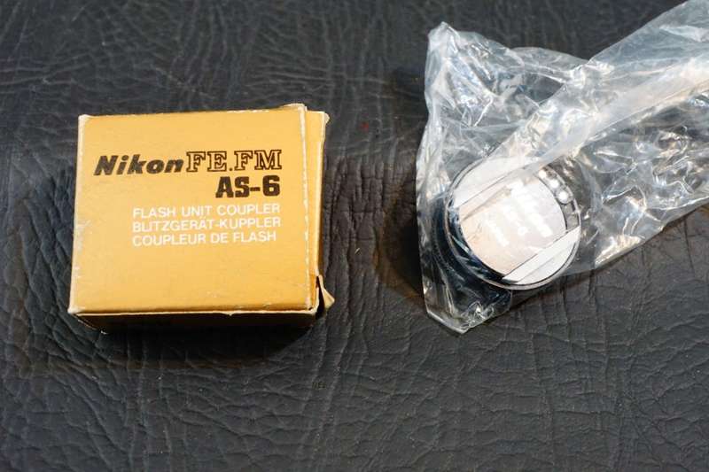 Genuine Nikon AS-6 Flash Unit Hot Shoe Coupler for FM & FE Cameras in Box  **Good Condition**