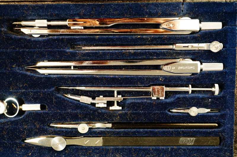 Vintage Kern Aarau Swiss High Precision Drawing Set In Original Box **Complete Excellent Condition**