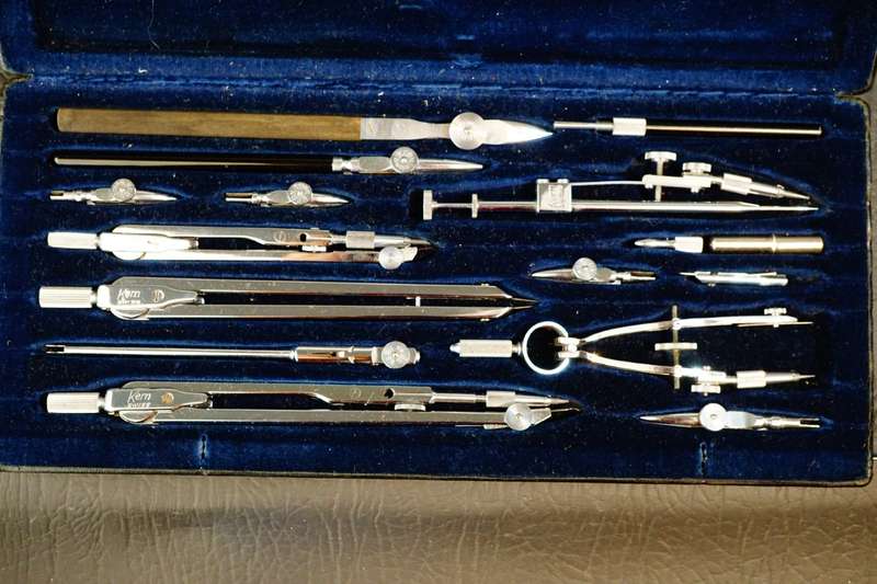 Vintage Kern Aarau Swiss High Precision Drawing Set In Original Box **Complete Excellent Condition**