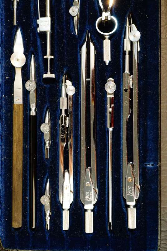 Vintage Kern Aarau Swiss High Precision Drawing Set In Original Box **Complete Excellent Condition**