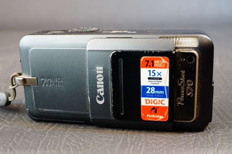 Canon PowerShot S70 7.1MP Compact Digital Camera **Good Condition**