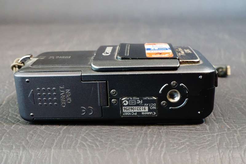 Canon PowerShot S70 7.1MP Compact Digital Camera **Good Condition**