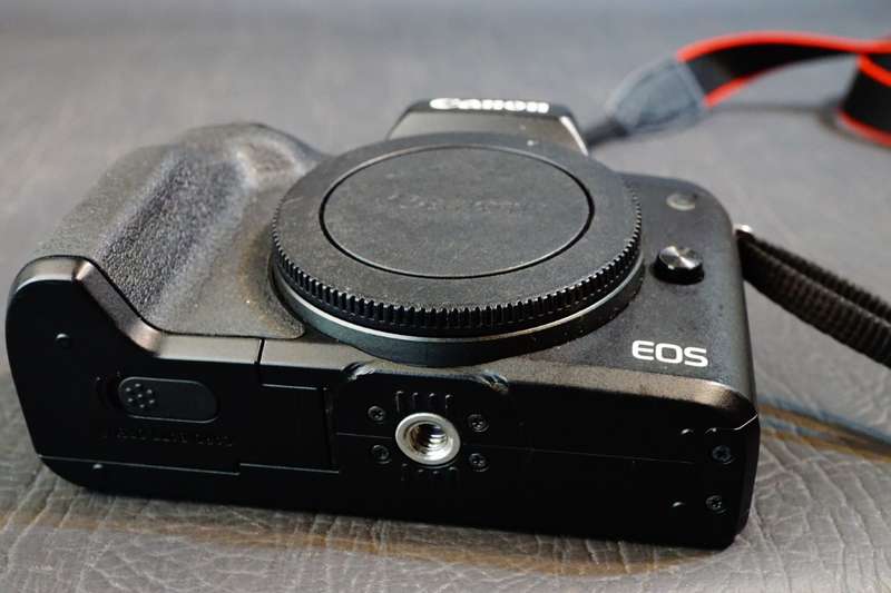 Canon EOS M50 Mark II 24.1MP Mirrorless Camera Body **Great Condition**