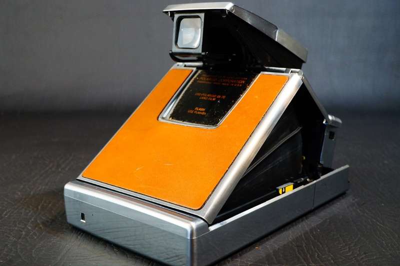 Polaroid SX-70 Land Camera Instant Film Camera with Leather Carry Case **Great Condition**
