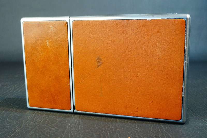 Polaroid SX-70 Land Camera Instant Film Camera with Leather Carry Case **Great Condition**