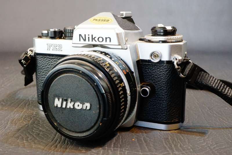 Nikon FE2 35mm SLR Camera with Nikon 50mm F1.8 AIS Pancake Lens  **Great Condition**
