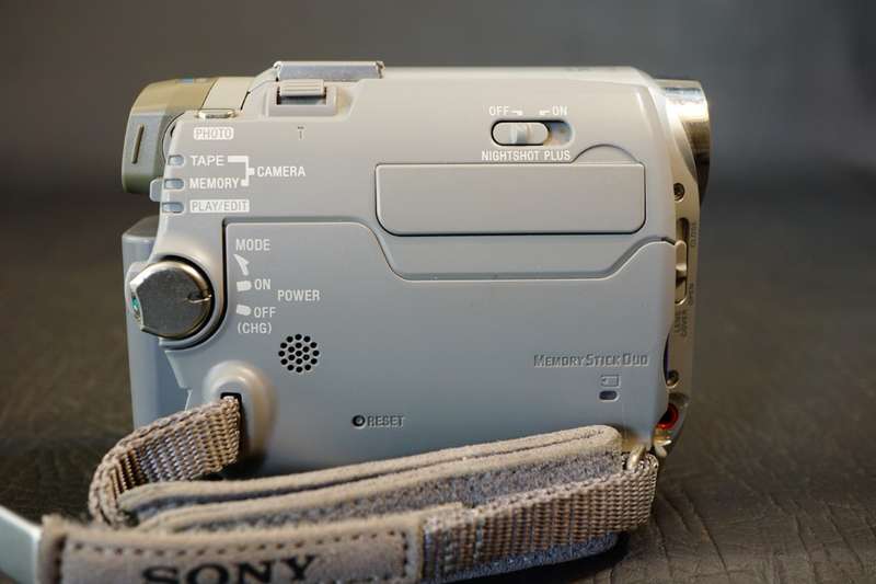Sony DCR-HC30E MiniDv Mini Dv Camera Stereo Camcorder **Good Condition**