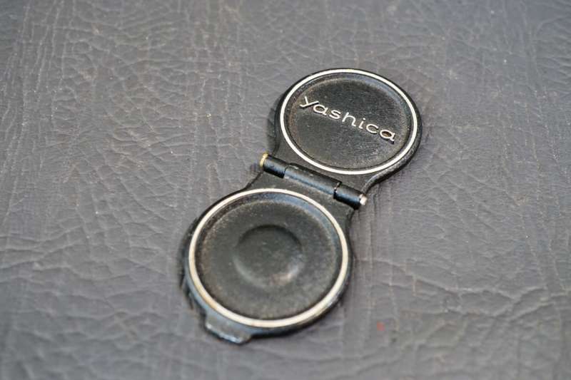 Yashica TLR Metal Hinged Original Front Lens Cap for TRL Cameras **Good Condition**
