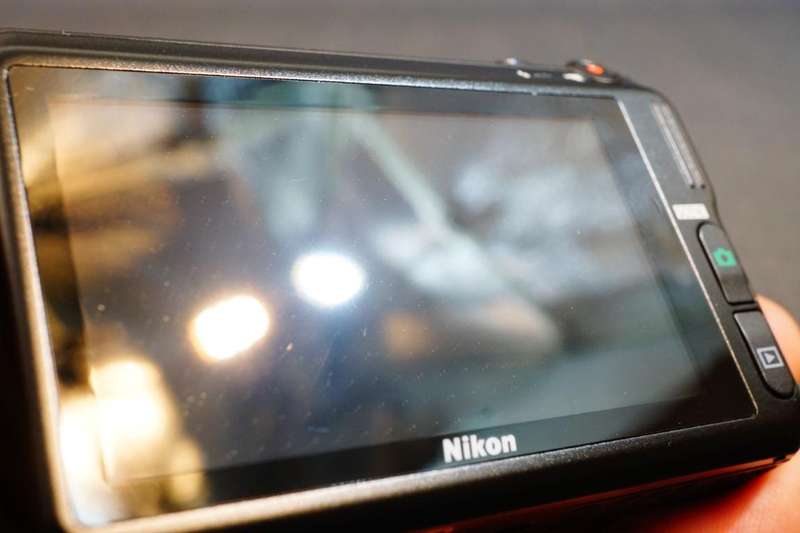 Nikon Coolpix S6400 16MP Digital Camera with Touch Screen  **Excellent Condition**