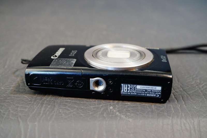 Canon IXUS 185 Compact Digital Camera 20MP 8X Optical Zoom **Good Condition**
