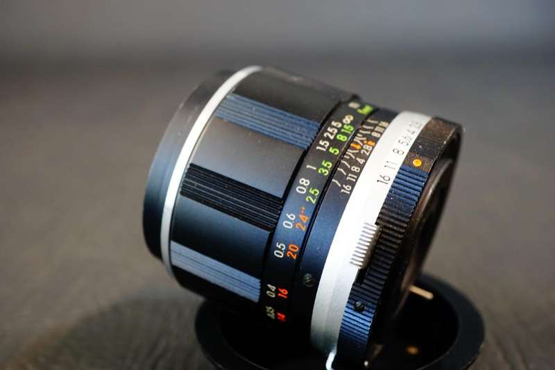 Auto Miranda 28mm f2.8 Lens in Miranda Bayonet Mount  **Great Condition**