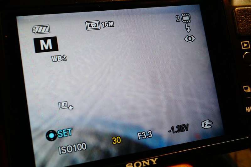 Sony Cyber-Shot DSC-HX9V 16.2MP 16x Optical Zoom Compact Digital Camera **Great Condition**
