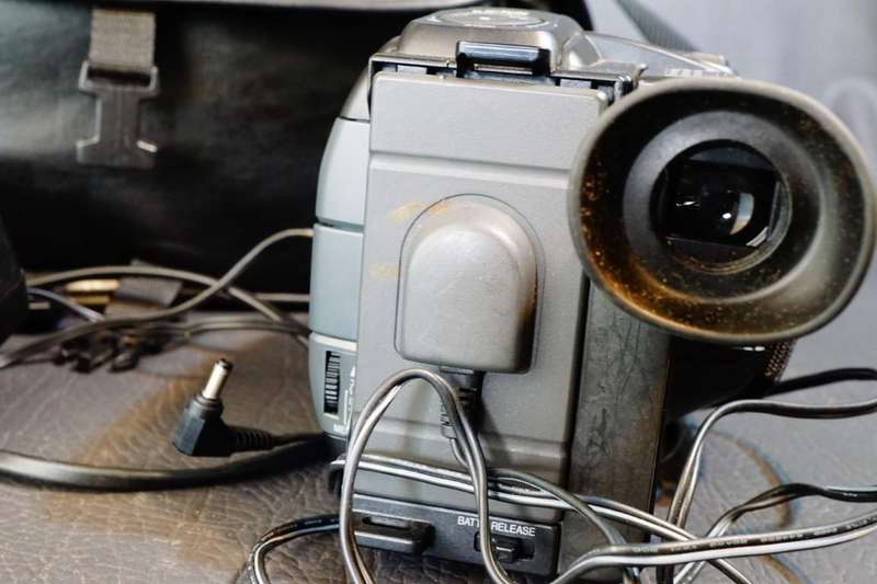 JVC GR-AX528E Video Movie Handycam Camcorder Camera VHS-C Tape Format **Great Condition**