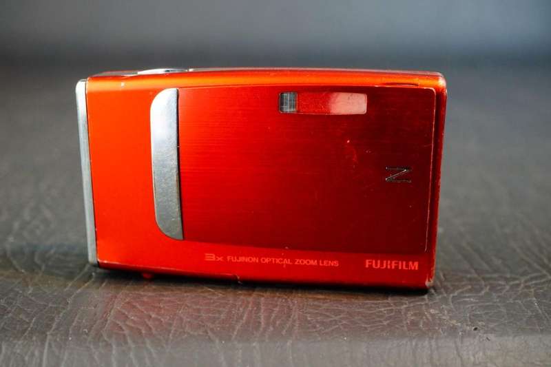 Fujifilm FinePix Z Series Z10fd 7.2MP Digital Camera 3X Optical Zoom **Good Condition**