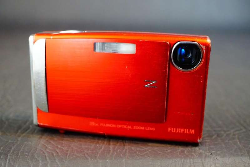 Fujifilm FinePix Z Series Z10fd 7.2MP Digital Camera 3X Optical Zoom **Good Condition**