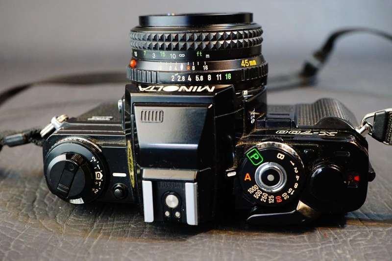 Minolta X700 35mm SLR Camera with MD Rokkor 45mm F2 Pancake Lens  **Great Condition**