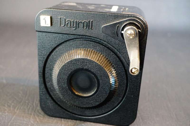 LPL Dayroll Deluxe Bulk Film Loader for 35mm film  **Good Condition, Loaded with Expired Film**