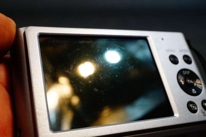 Samsung ES90 14.2MP Digital Camera 5X Optical Zoom HD Smart Auto **Great Condition**