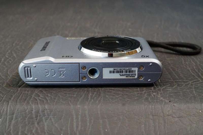 Samsung ES90 14.2MP Digital Camera 5X Optical Zoom HD Smart Auto **Great Condition**