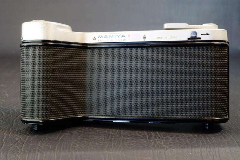 Mamiya 6x7 Roll Film Back Holder for Universal Press Super 23 **Good Condition**