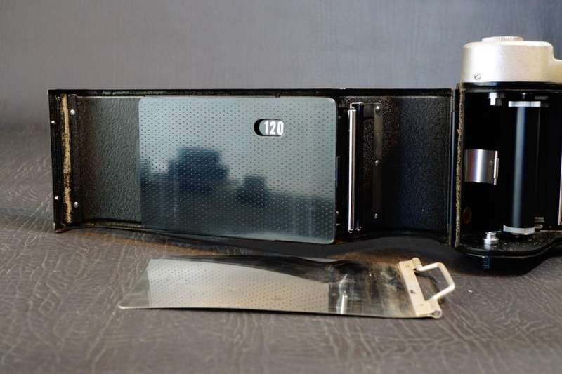 Mamiya 6x7 Roll Film Back Holder for Universal Press Super 23 **Good Condition**