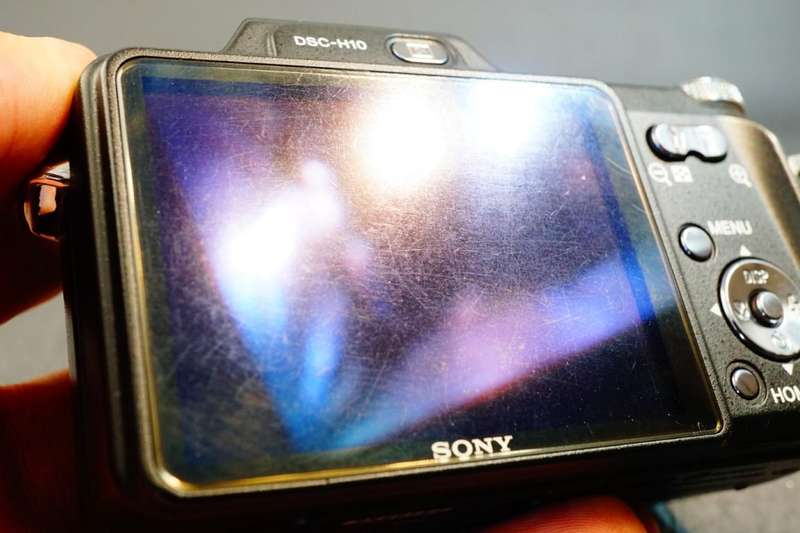 Sony Cyber-Shot DSC-H10 8.1MP Digital Camera with 10x Optical Zoom **Good Condition**