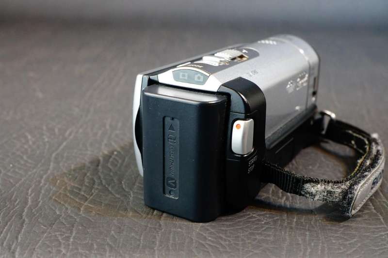Sony Handycam DCR-SX63 Digital Video Camcorder HDD 16 GB **Great Condition**