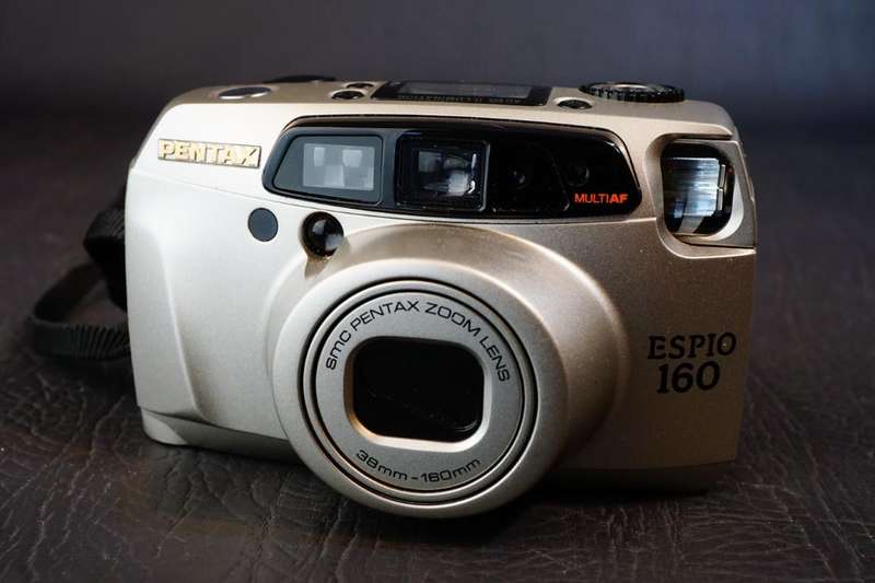 Pentax Espio 160 35mm Point and Shoot AF Film Camera with 38-160mm Zoom Lens **Great Condition**