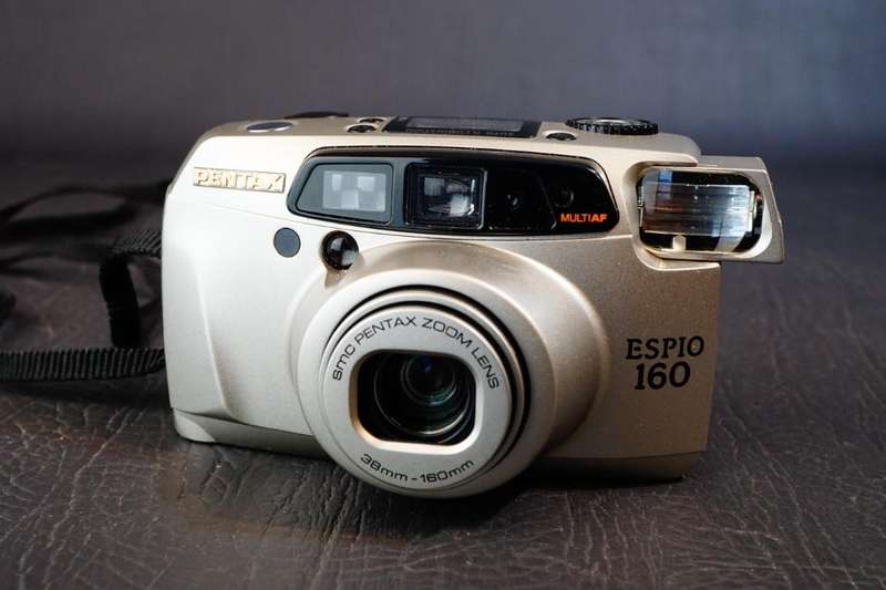 Pentax Espio 160 35mm Point and Shoot AF Film Camera with 38-160mm Zoom Lens **Great Condition**